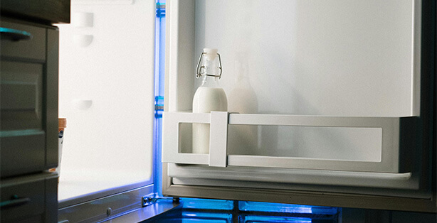 The company's cross-border e-commerce work has been praised by the leaders of our city